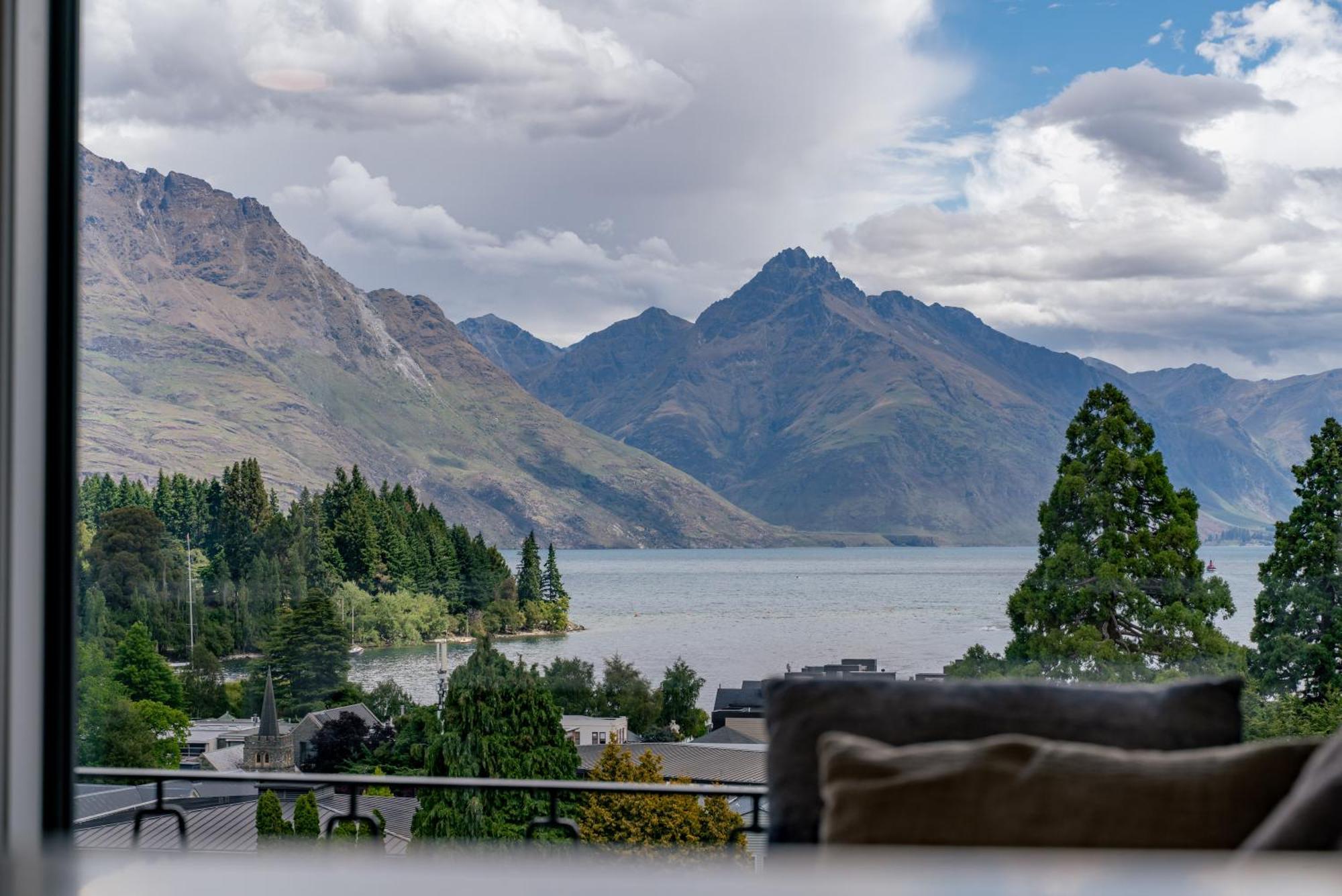 Central Location - 2 Bedroom Aptmt With Lake View Queenstown Exterior photo